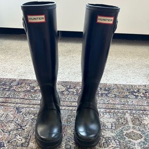 Hunter Boots US 7 (fits 8)